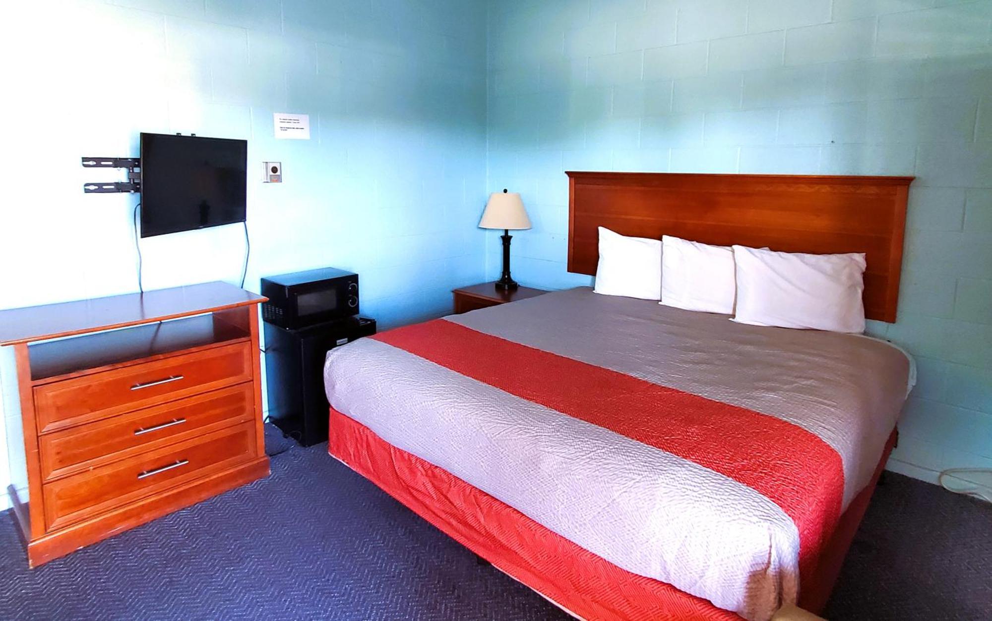 Holiday Host Motel & Rv Park ソノラ エクステリア 写真